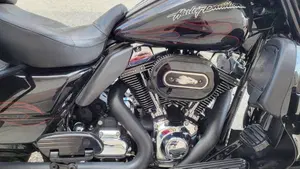 Harley-Davidson 1690 Electra Glide Ultra Limited (2010 - 13) - FLHTK  (8)