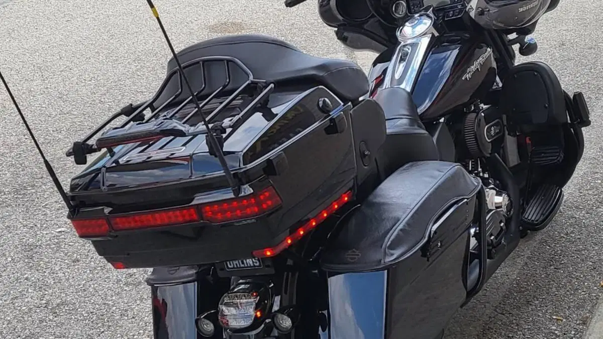 Harley-Davidson 1690 Electra Glide Ultra Limited (2010 - 13) - FLHTK  (14)