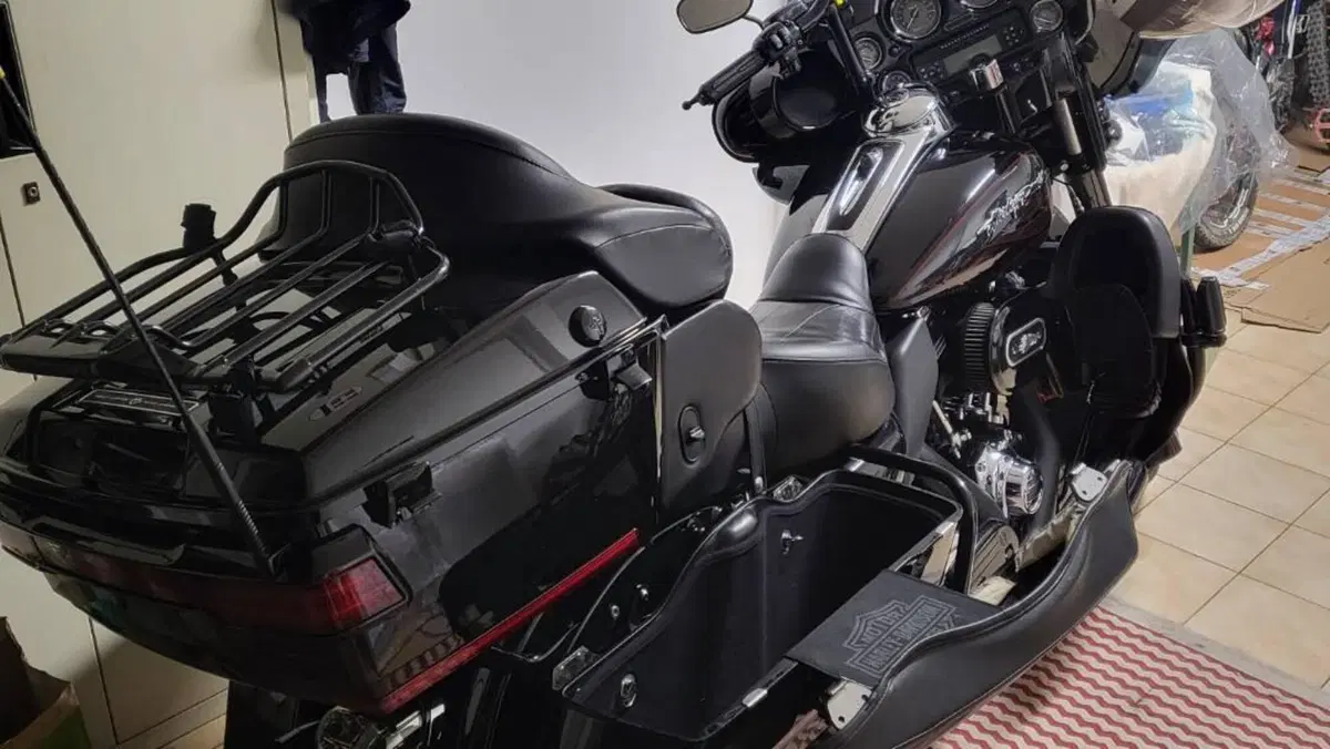 Harley-Davidson 1690 Electra Glide Ultra Limited (2010 - 13) - FLHTK  (16)