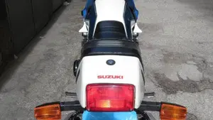 Suzuki   (3)