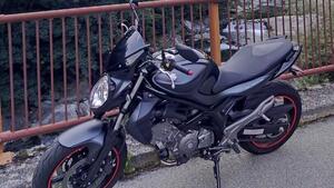 Suzuki Gladius 650 SFV (2009 - 15) 