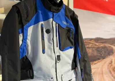 Abbigliamento Ufficiale Yamaha - Annuncio 9265555