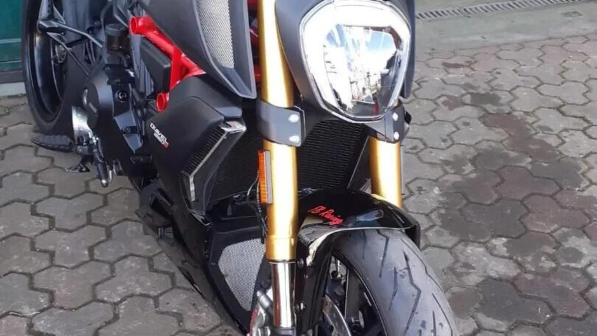 Ducati Diavel 1260 S (2019 - 20)  (4)