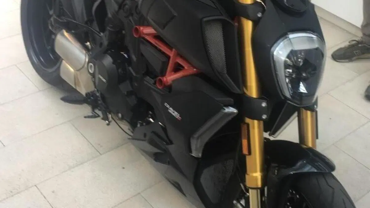 Ducati Diavel 1260 S (2019 - 20)  (5)