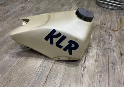 Serbatoio Kawasaki klr600 - Annuncio 9270858
