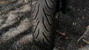 Kymco Agility 200i R16 + (2014 - 17)  (3)