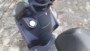 Kymco Agility 200i R16 + (2014 - 17)  (7)