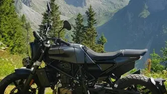 Husqvarna Svartpilen 701 (2019) usata
