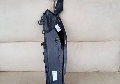 Carena e Pedana sinista per Kymco Downtown 125 201 - Annuncio 9272507