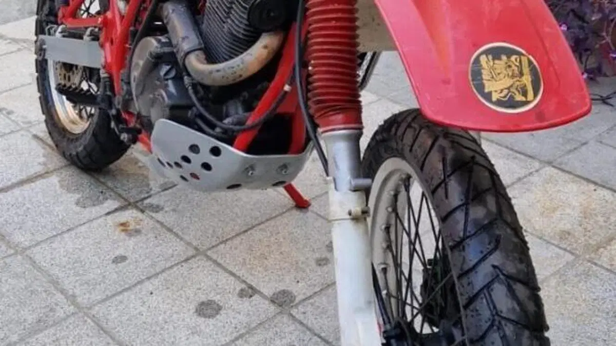 Suzuki DR 650 R (1990 - 91)  (3)