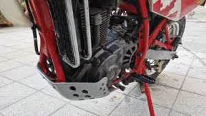 Suzuki DR 650 R (1990 - 91)  (6)