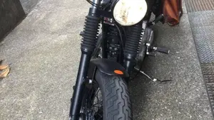 Harley-Davidson 883 (2006 - 07) - XL  (9)