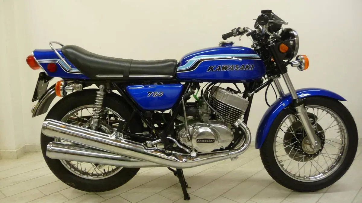 Kawasaki   (2)