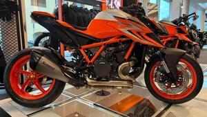 KTM 1290 Super Duke R EVO (2022 - 23) 