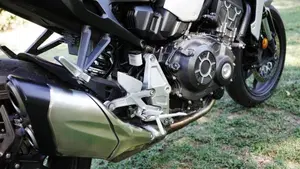 Honda CB 1000 R + Neo Sport Cafè (2019 - 20)  (4)
