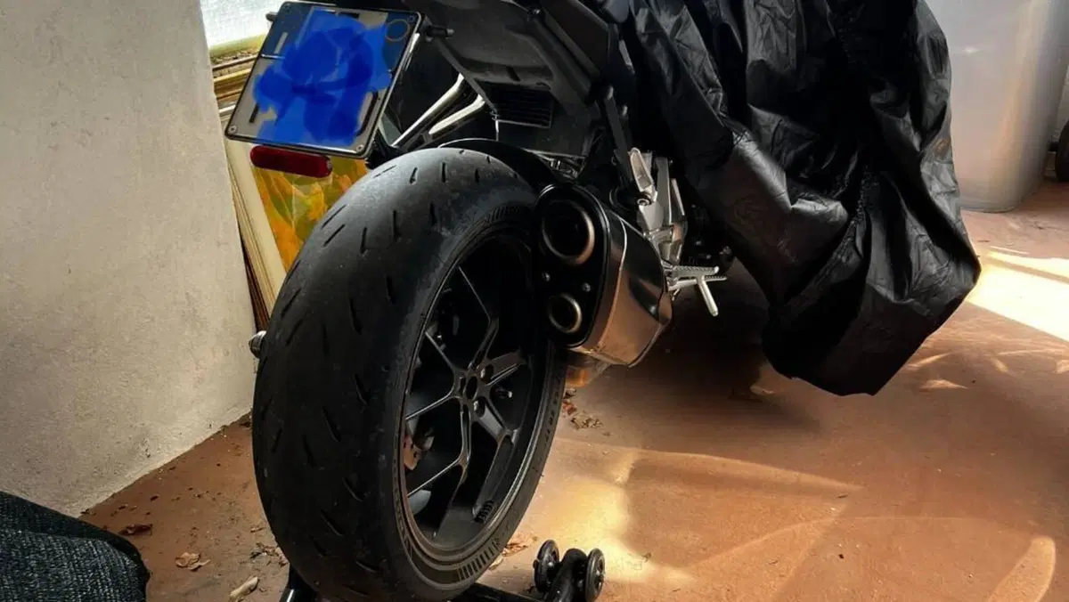 Honda CB 1000 R + Neo Sport Cafè (2019 - 20)  (10)