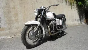 Moto Guzzi   (2)