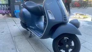 Vespa Sei Giorni 300 Hpe (2019)  (3)