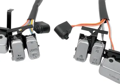 Pulsanti comandi manubrio cromati per Softail dal  - Annuncio 8922143