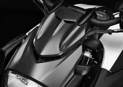 Cornice faro anteriore in carbonio. Ducati - Annuncio 9299454
