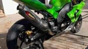 Kawasaki Ninja 1000 ZX-10R (2004 - 05)  (8)