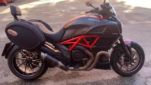 Ducati Diavel 1200 Carbon (2014 - 16) 