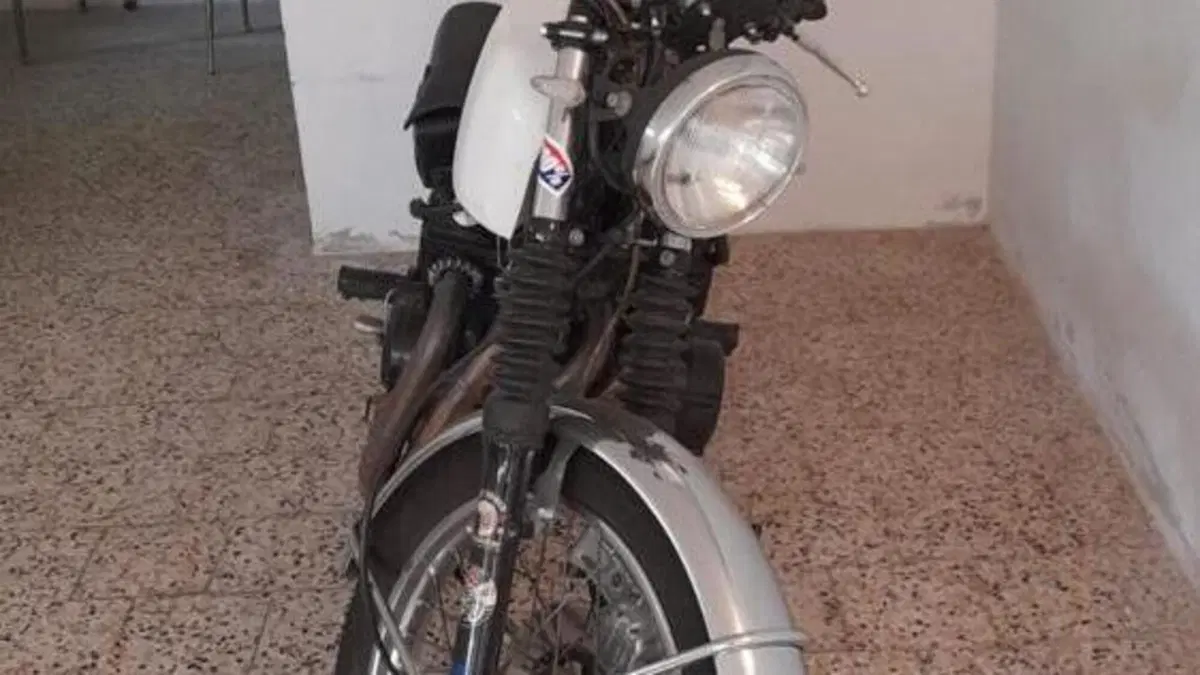 Honda CB 400 Four  (3)