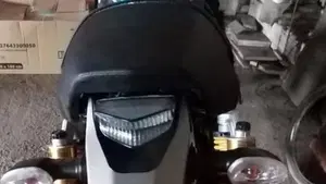 Yamaha XJR 1300 Racer (2015 - 17)  (10)