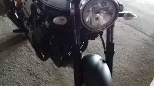 Yamaha XJR 1300 Racer (2015 - 17)  (9)