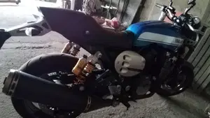 Yamaha XJR 1300 Racer (2015 - 17)  (11)