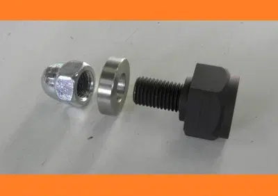 Dado serraggio per portatarga laterale Gray Indian  - Annuncio 8548226