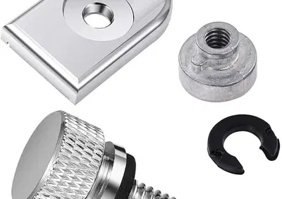 Kit vite sella con piastrina di copertura cromata  - Annuncio 8548982