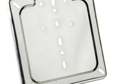 Piastra portatarga cromata per targa dal 1999 in p  - Annuncio 8548214