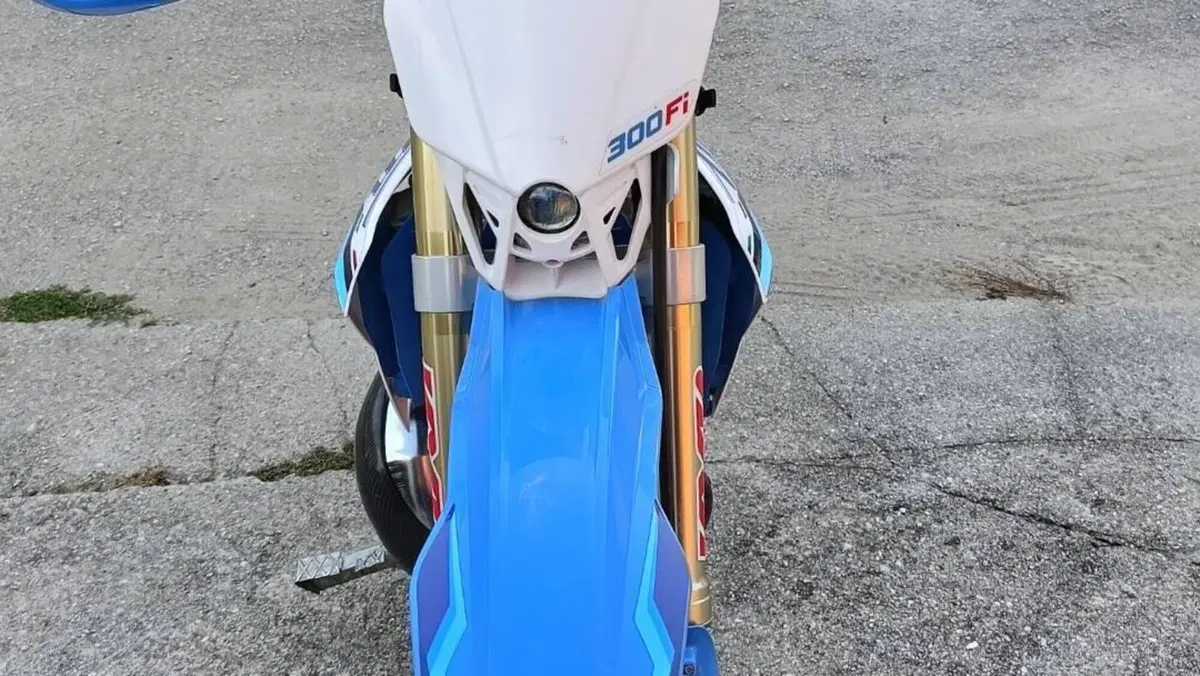 Tm Moto EN 300 Fi ES 2T (2022)  (3)