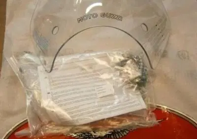 PARABREZZA V7 III Night Pack Moto Guzzi - Annuncio 9321038