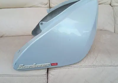 Scocca sella Aprilia Scarabeo 125/150 - Annuncio 9324686