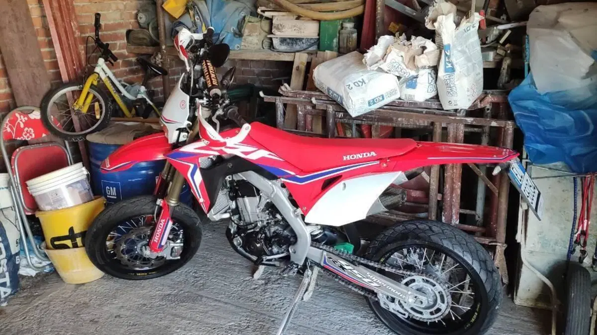 Honda CRF 450RX Supermoto (2018)  (9)