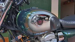 Kawasaki W 800 (2010 - 17)  (4)