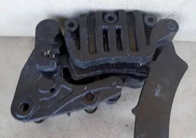 Pinza freno anteriore per Kymco Downtown 125 - Annuncio 9332441