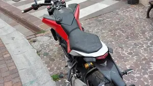 Husqvarna Nuda 900 R (2011 - 13)  (4)