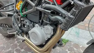 Husqvarna Nuda 900 R (2011 - 13)  (8)