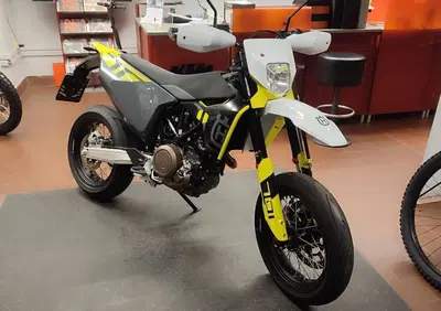 Husqvarna 701 Supermoto (2023 - 25) - Annuncio 9340259