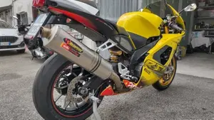 Aprilia RSV 1000 R (2003 - 04)  (3)