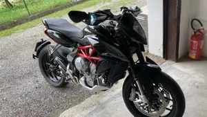 MV Agusta Rivale 800 EAS ABS (2013 -17)  (6)