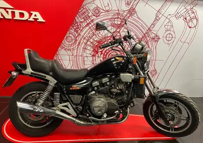 Honda VF 1100 C V65 Magna (1983 - 85) - Annuncio 9349639