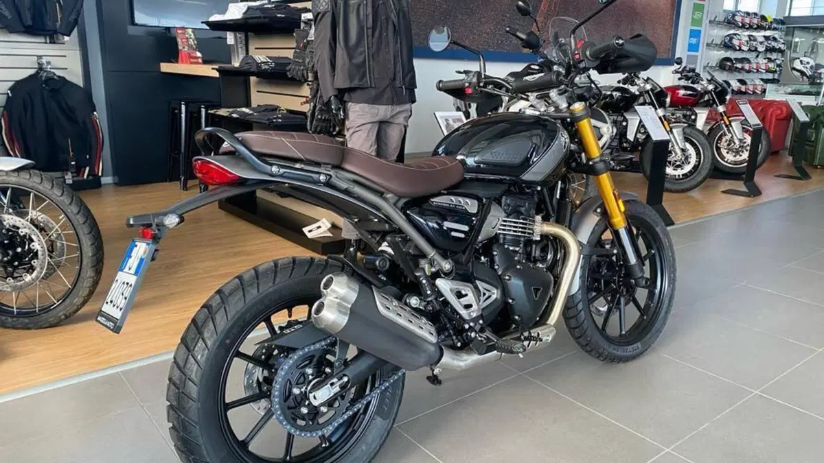 Triumph Scrambler 400 X (2024 - 26)  (2)