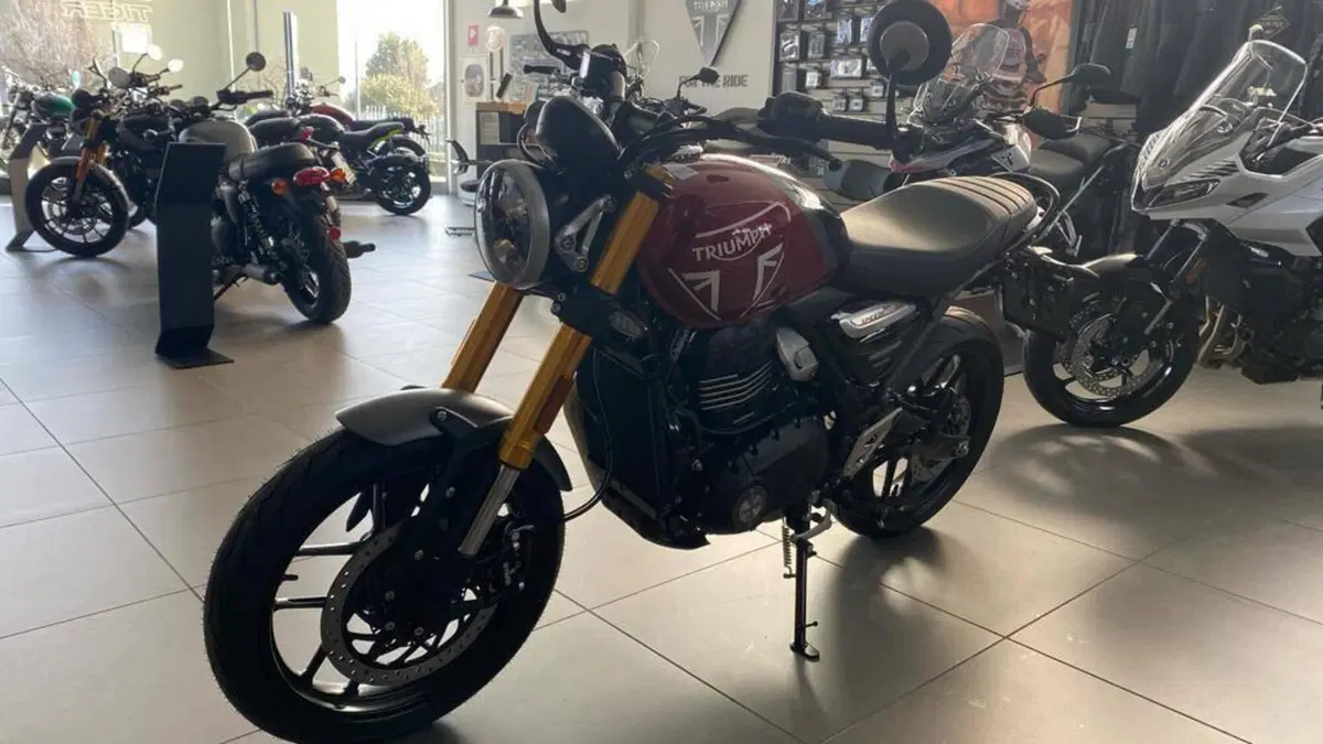Triumph Speed 400 (2024 - 26)  (4)