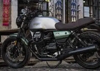 Moto Guzzi V7 Stone (2025 - 26) - Annuncio 9359092