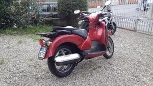 Aprilia Scarabeo 150 (1999 - 00)  (2)