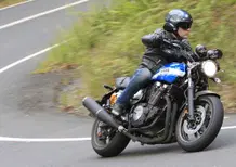 Yamaha XJR 1300 e XJR 1300 Racer 2015